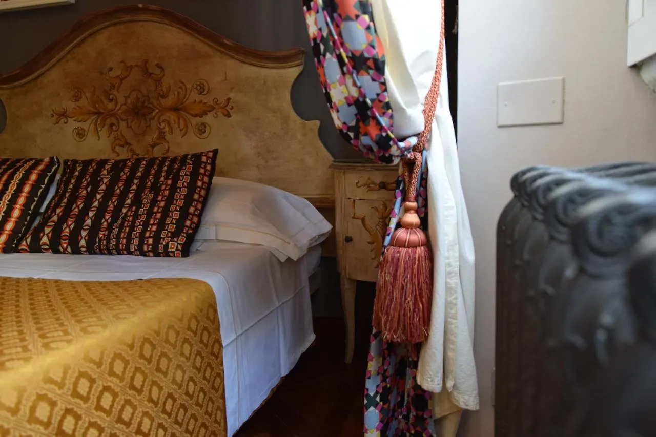 Residenza Vespucci Bed & Breakfast Florence 2*,