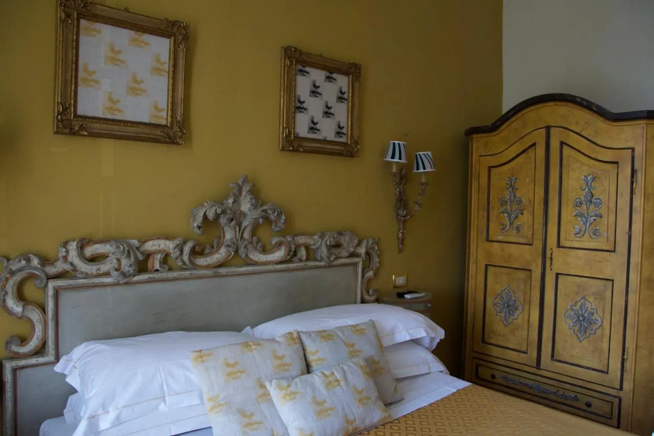 **  Residenza Vespucci Bed & Breakfast Florence Italy