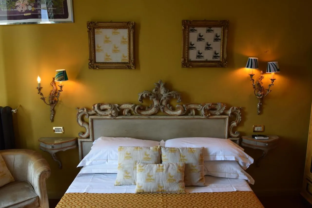 Residenza Vespucci Bed & Breakfast Florence 2*,